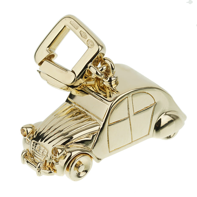 https://www.opulentjewelers.com/cdn/shop/products/louis-vuitton-citroen-car-yellow-gold-charm-pendant-necklace-0003343-38505108898013_660x.jpg?v=1670352969